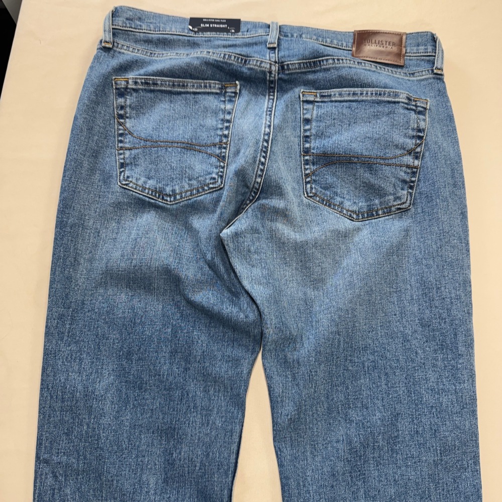 Hollister Epic Flex Slim Straight Men's Jeans 33x34 Medium Wash Blue Denim NWT - Picture 12 of 16